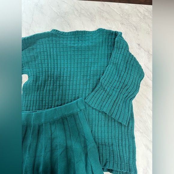 FP lookalike sweater & skirt set​​​ - Picture 4 of 4